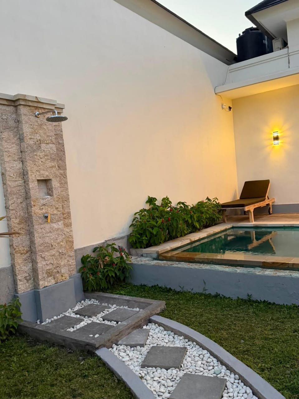 the gosana Villa in Abang