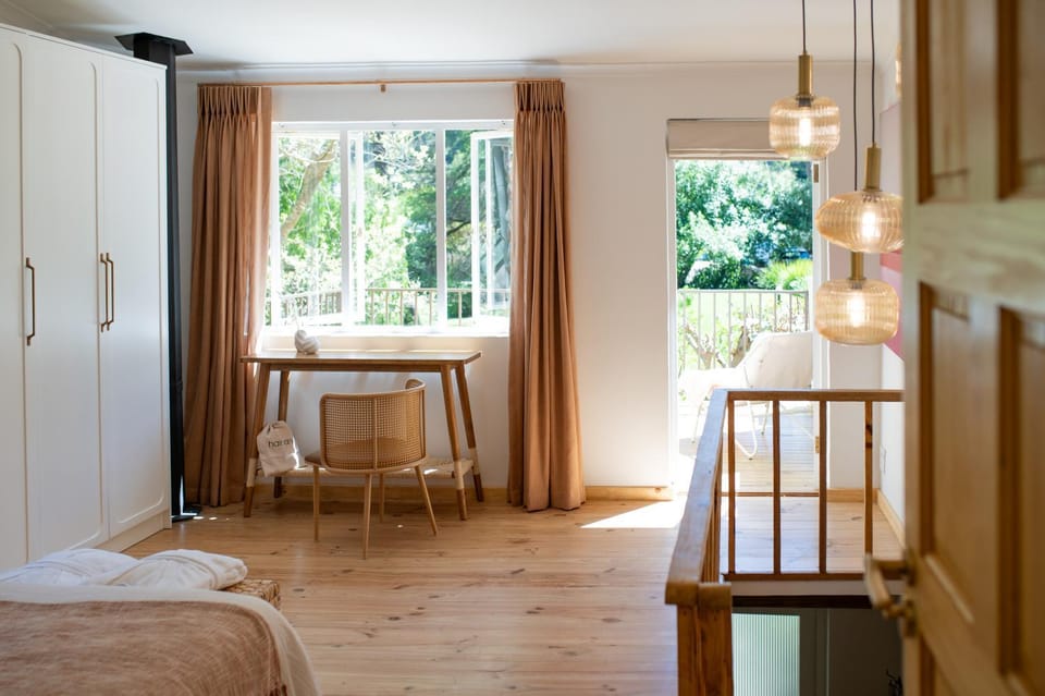 View (from property/room), Bedroom, Mountain view
