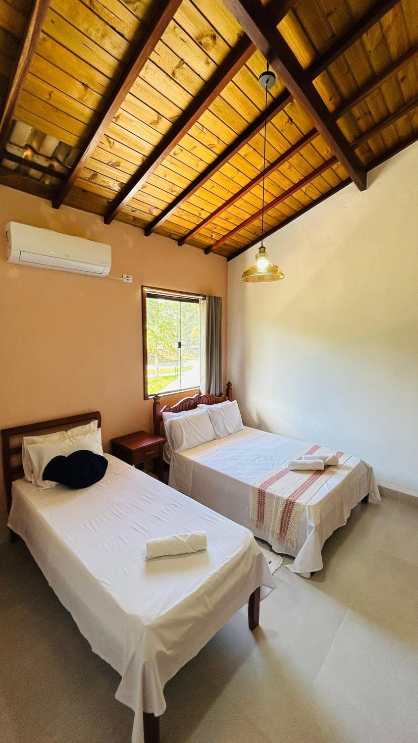 Bedroom, air conditioner