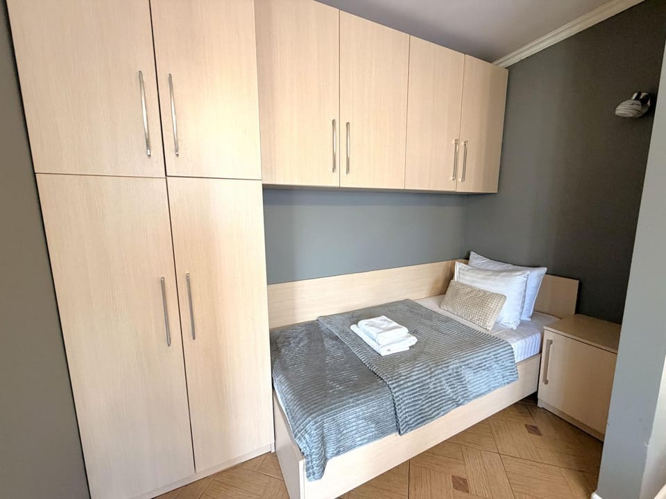 Bed, Photo of the whole room, Bedroom, towels, wardrobe
