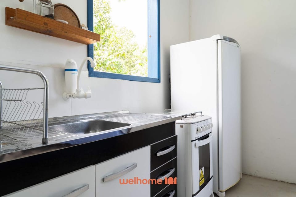 Kitnet em Aldeia Velha com piscina e churrasqueira Apartment in State of Rio de Janeiro