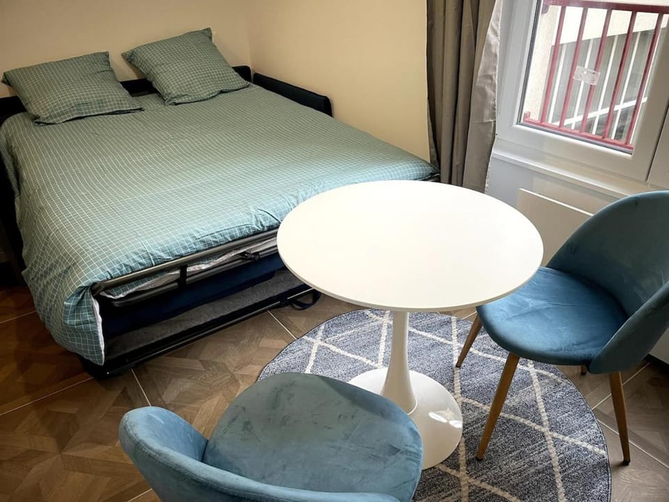 Sceaux Centre-Ville Parc de Sceaux Apartment in Île-de-France
