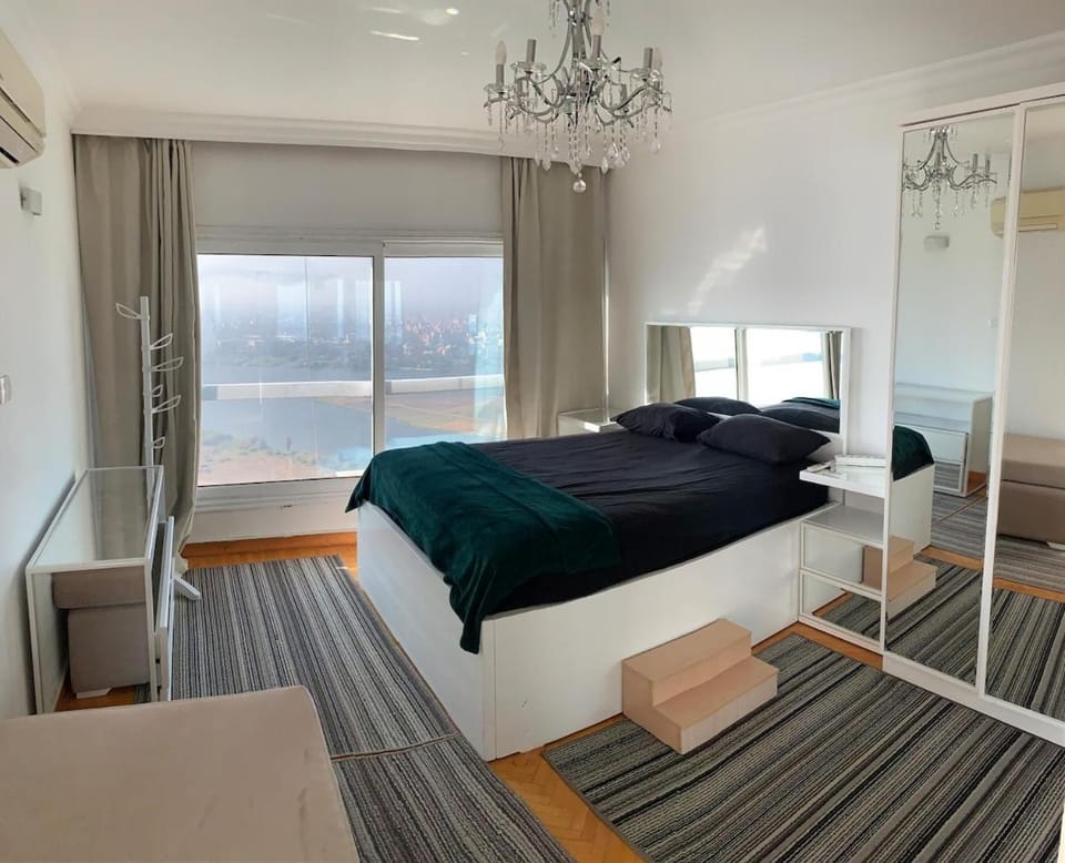 Luxury Nile View - High Floor - Maadi Spacious 3BR Apartment in Cairo Governorate