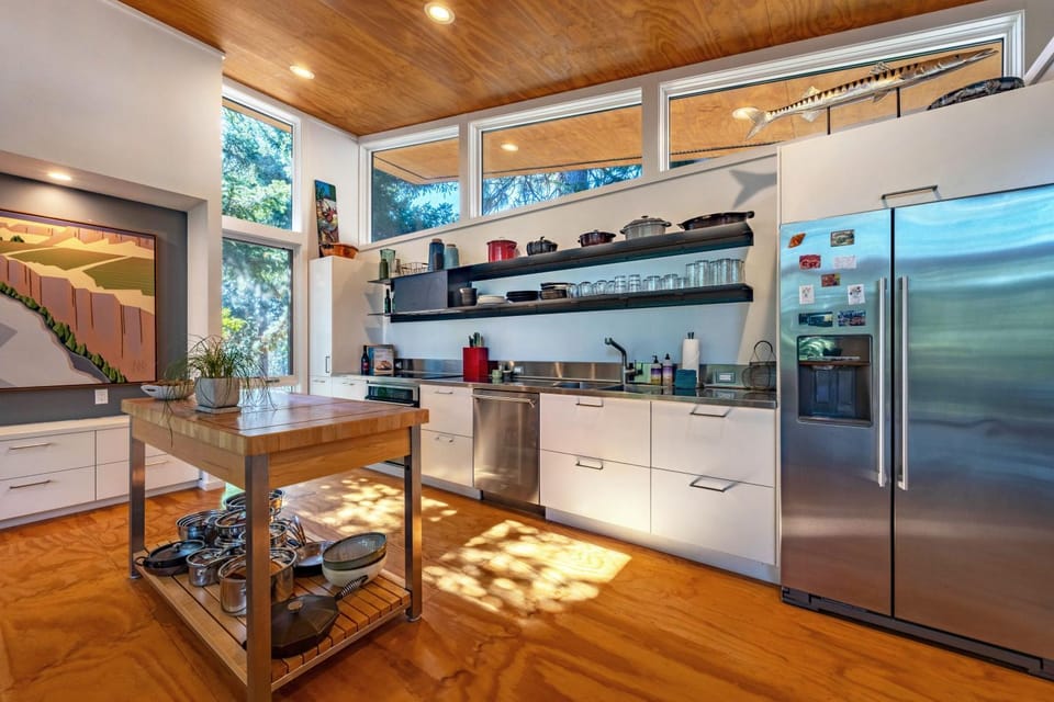 Happenstance Vineyards home House in Washington