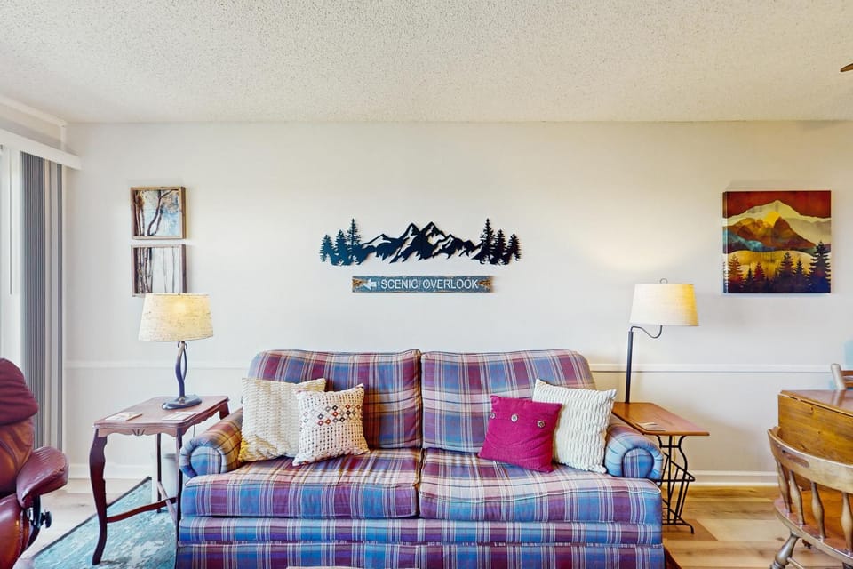 Shyers Overlook Apartment in Sugar Mountain