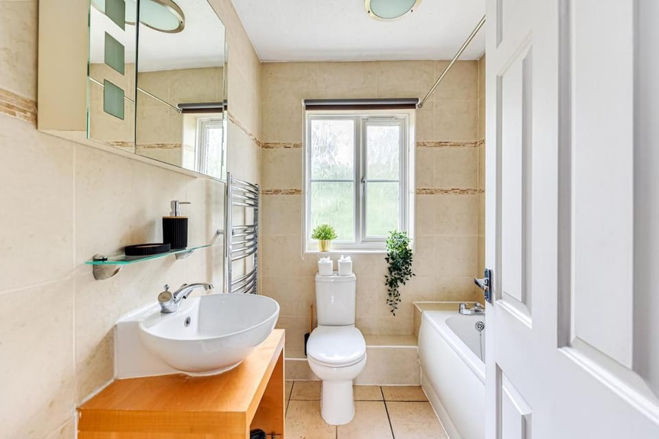 Toilet, Bath