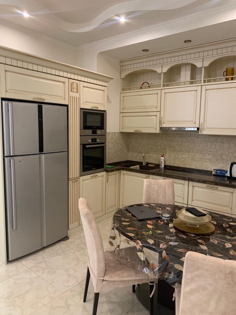 Kitchen or kitchenette, Dining area, dishwasher, oven, stove