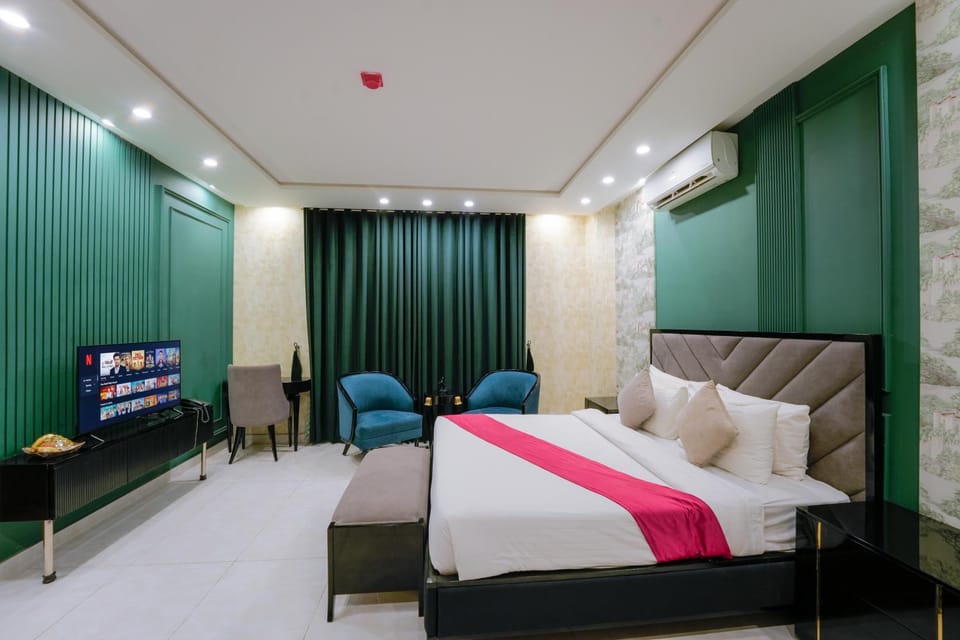 Bedroom