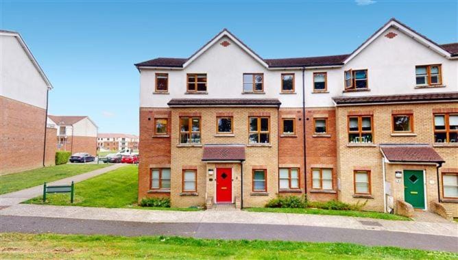Property building, Street view