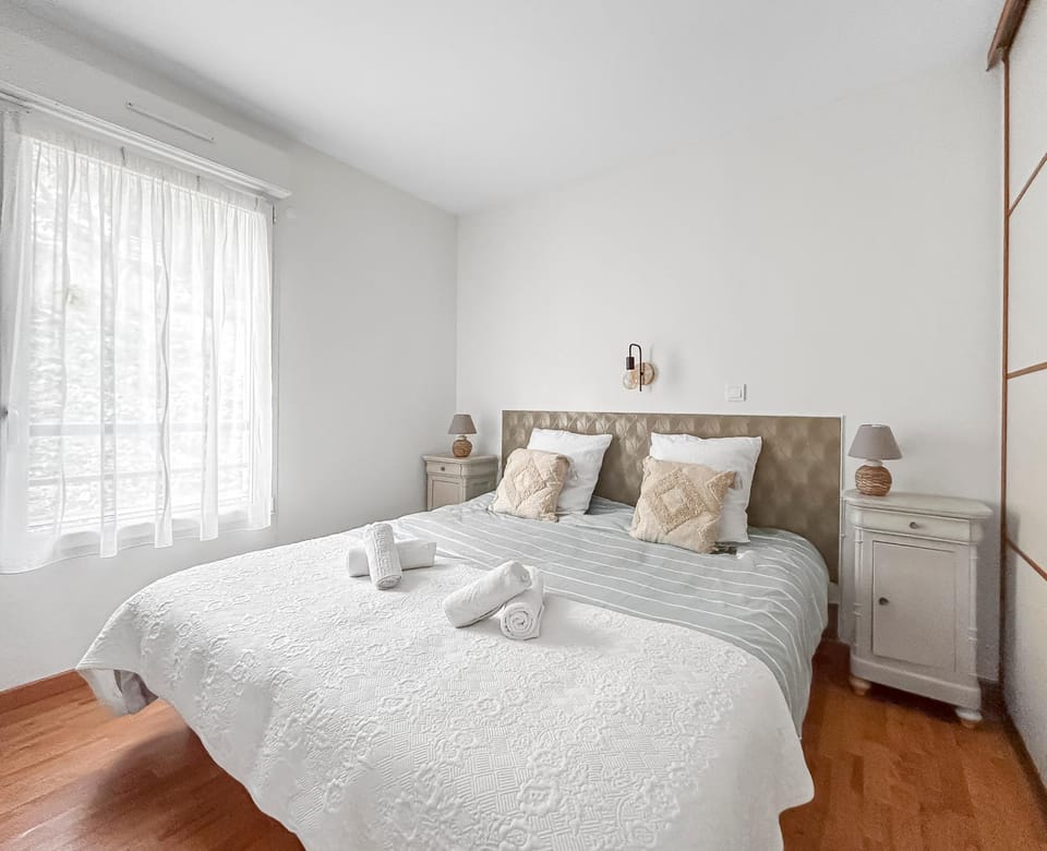 Terrasse, Parking privé, Vue lac & montagne Apartment in Auvergne-Rhône-Alpes