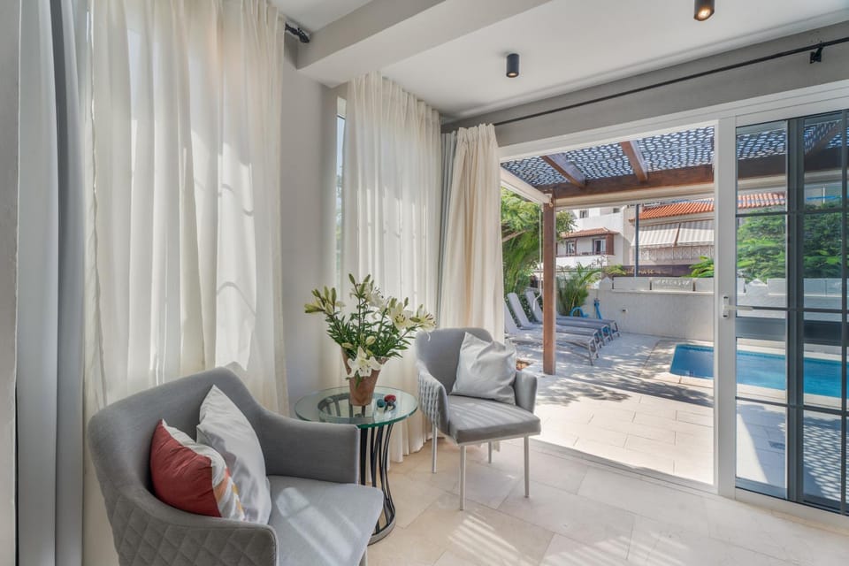 Property building, Living room