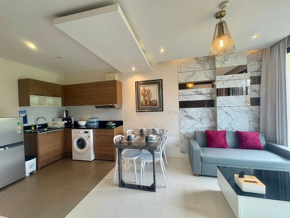 The Lago Nai Harn 2 BR-Walk to beach by ALL HOMES Apartment in Rawai