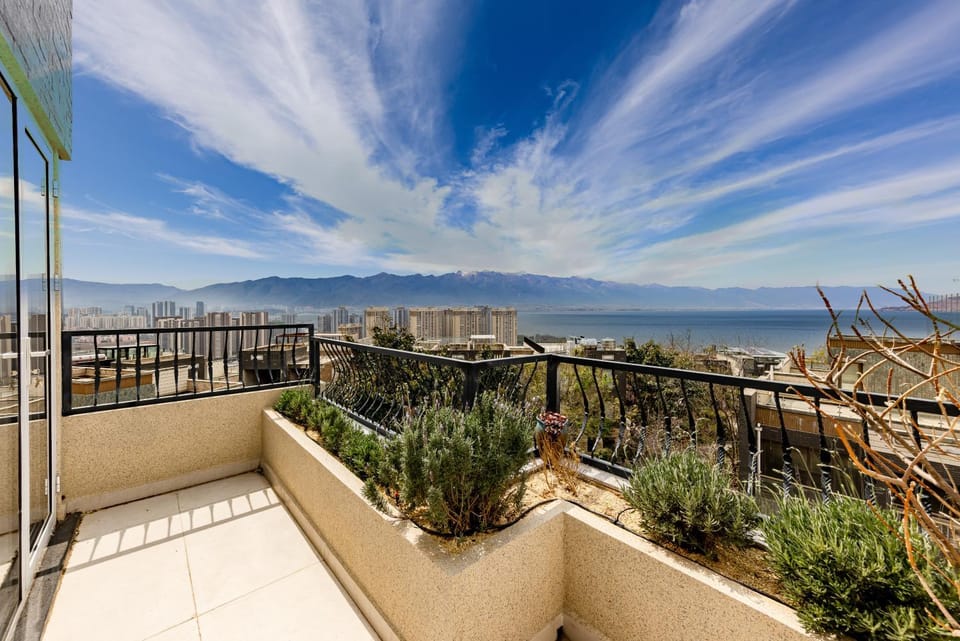 Natural landscape, View (from property/room), Balcony/Terrace, Mountain view, Sea view