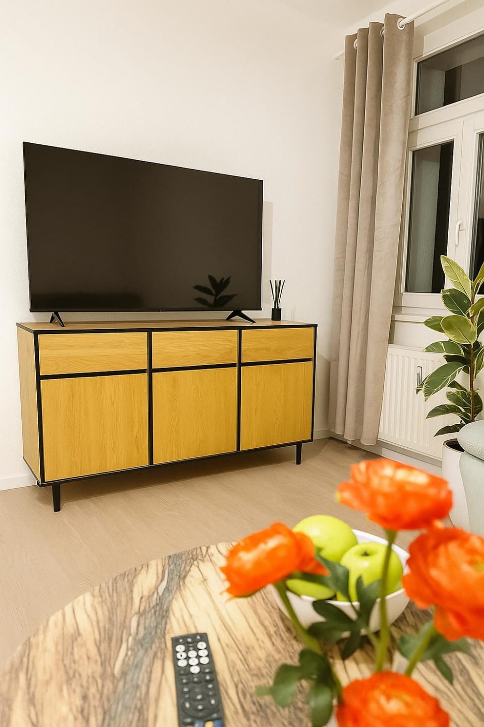 TV and multimedia, Evening entertainment