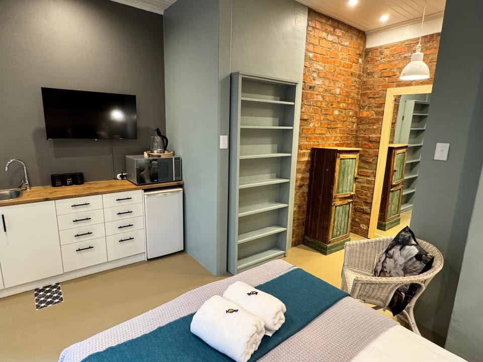 CityScape Nest Suite Unit 2 Apartment in Western Cape
