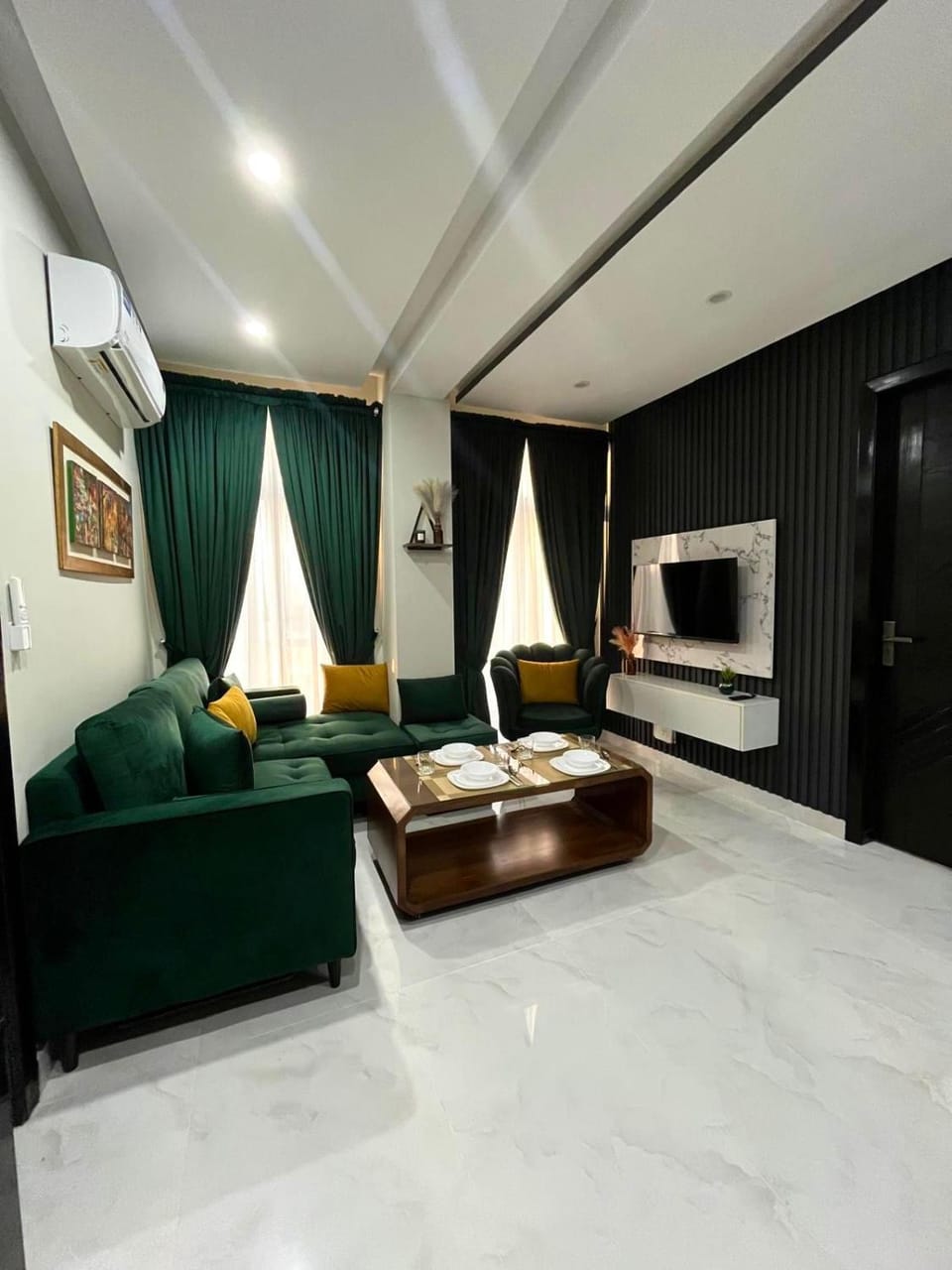 Cozy Apartment in Bahria Town phase 8 Apartment in Islamabad