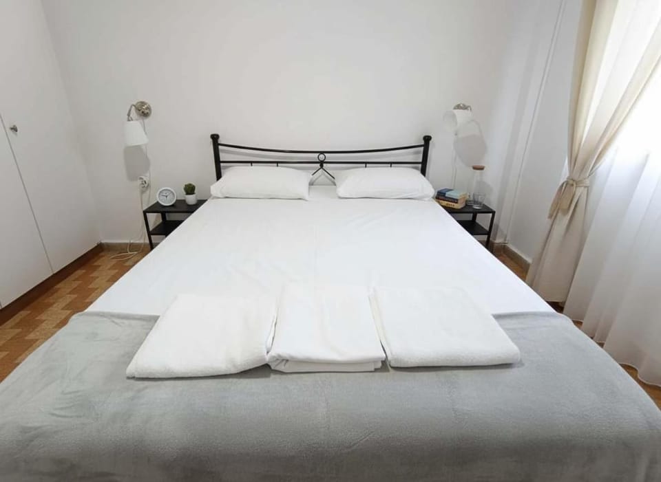 Your Piraeus Escape Cozy One-Bedroom Apartment Apartment in Pireas