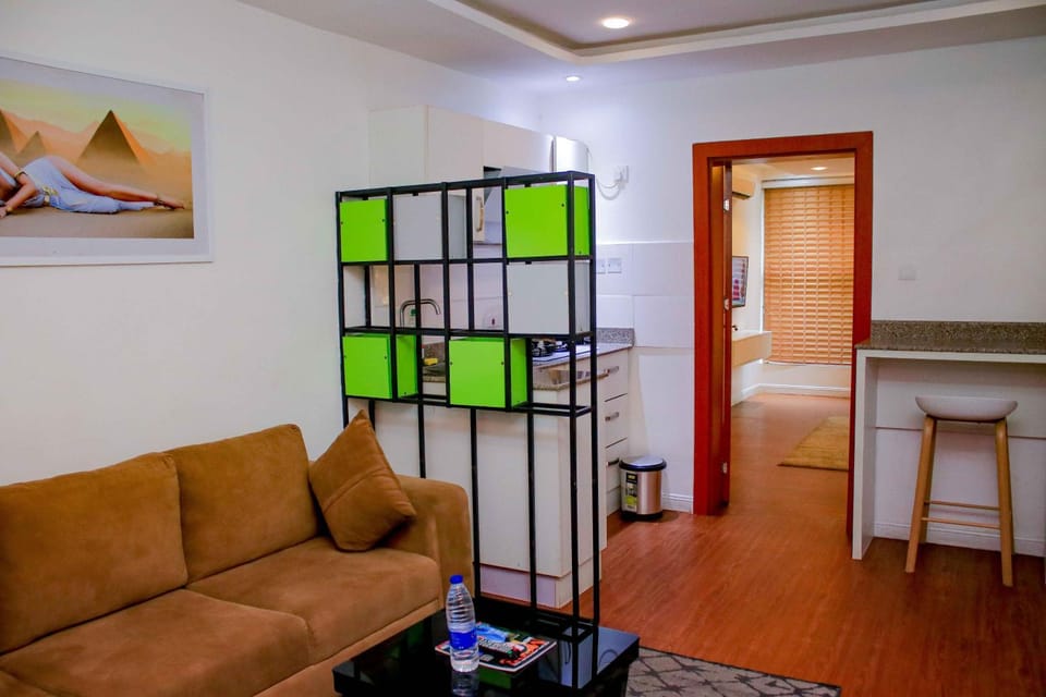 Kitchen or kitchenette, Living room, Seating area
