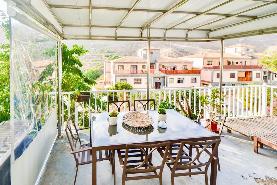 Patio, Day, Natural landscape, View (from property/room), Balcony/Terrace, Seating area, Dining area, Mountain view
