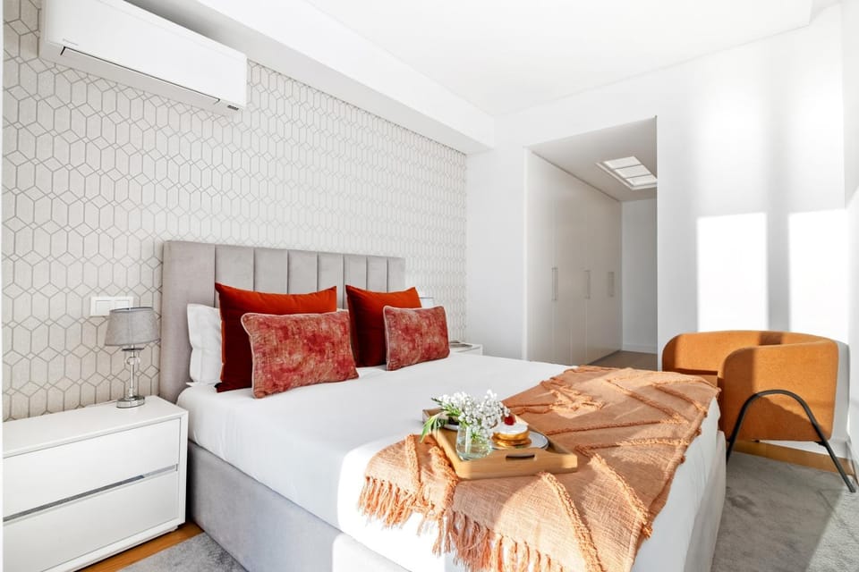 Bed, Photo of the whole room, Bedroom, wardrobe