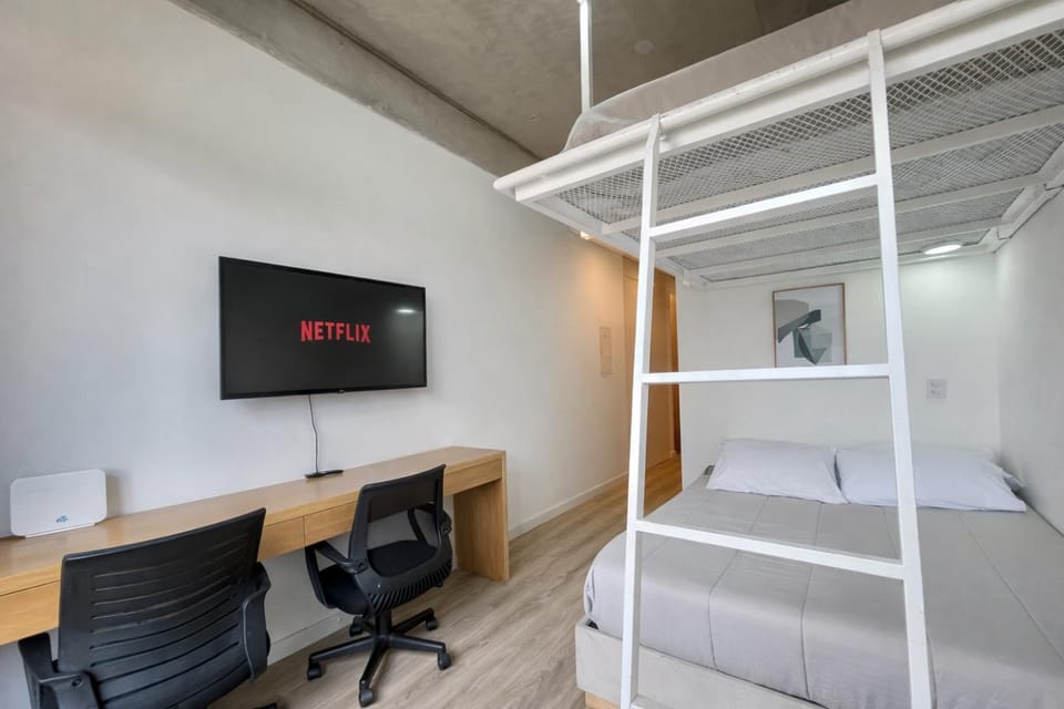 Contemporary Loft I Gym I Coworking Space Apartment in Bogota
