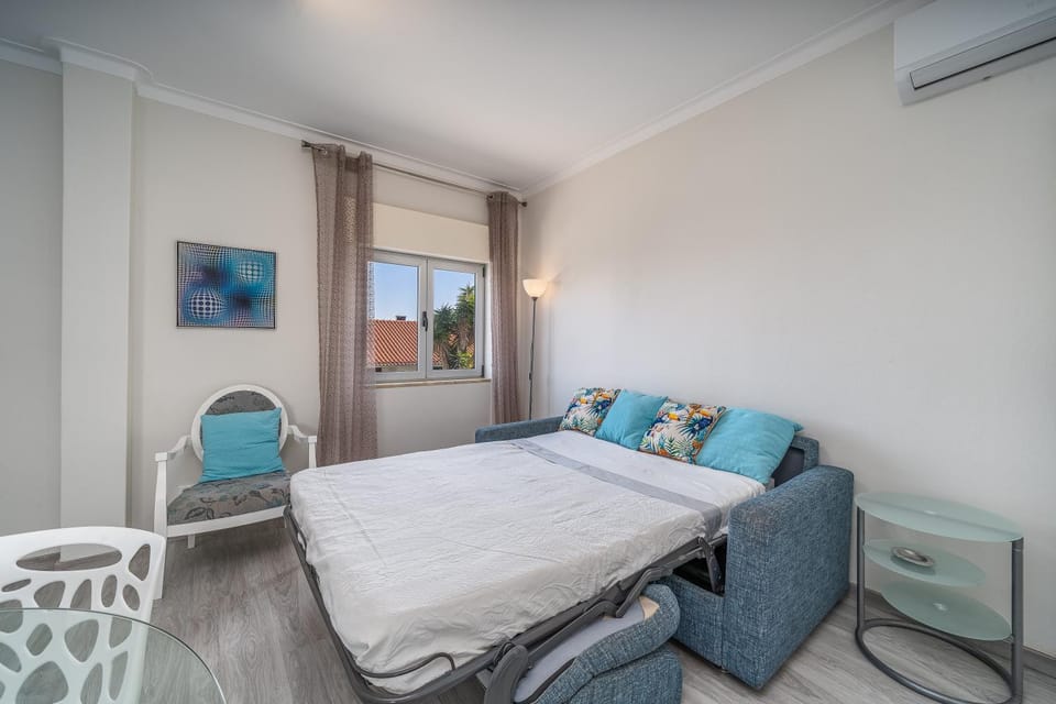 Living room, Bedroom