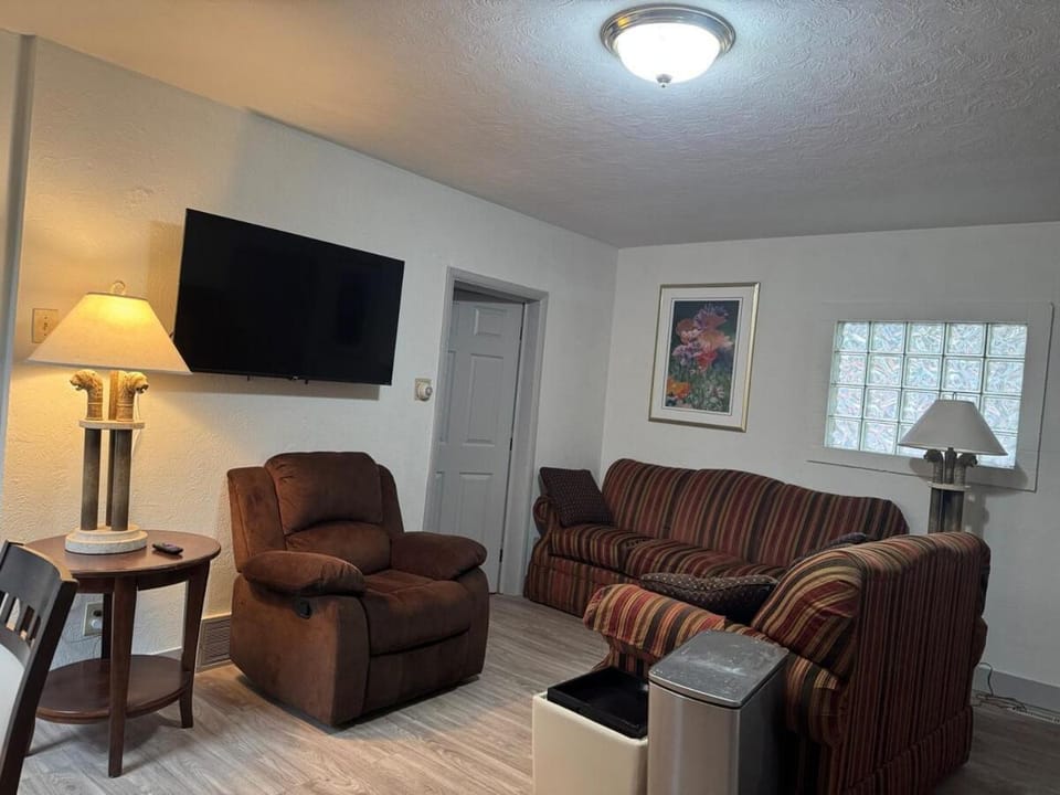 Downtown Studio Apartment in Colorado Springs