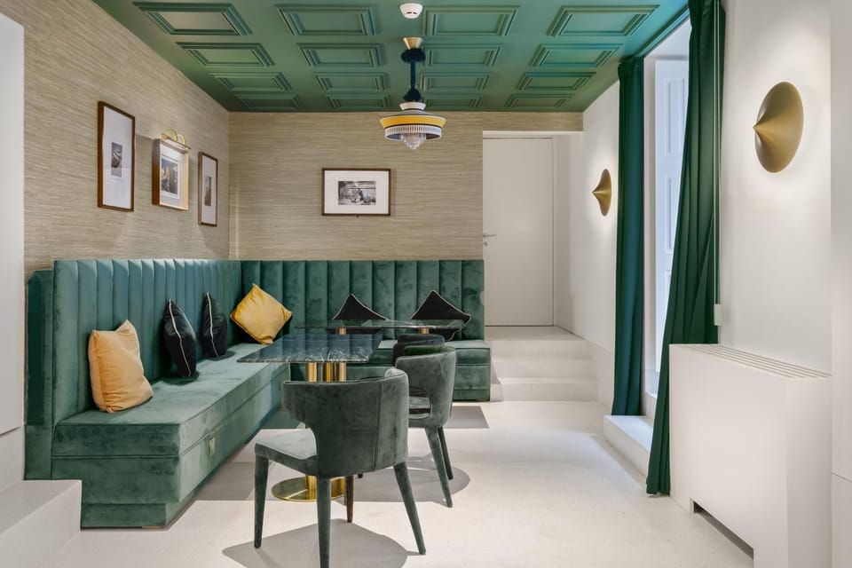 City Retreat by Reframe stay in Porto Bed and Breakfast in Porto