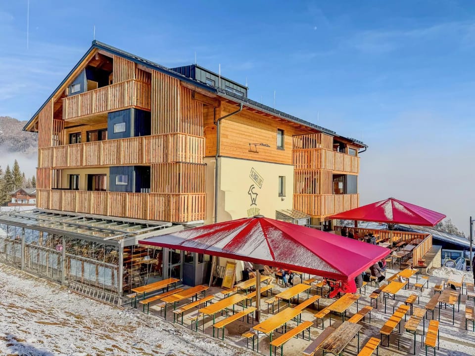Property building, Winter
