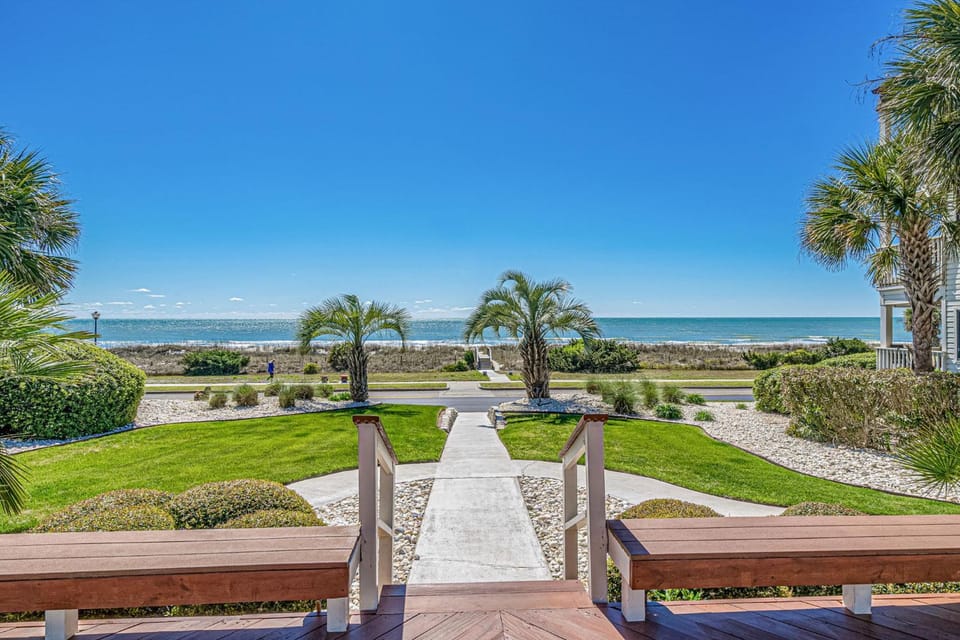 Ocean Forest Villas D209 - Oceanfront House in Myrtle Beach