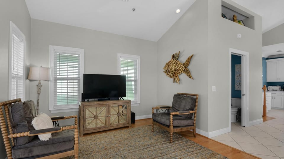 Pineapple Paradise at Pier Park- Summertowne 10 House in Panama City Beach