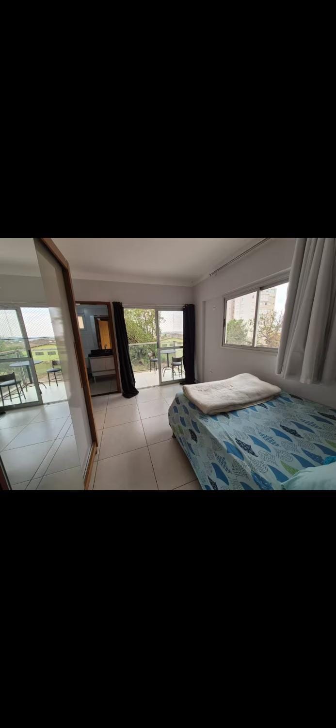 Apartamento tranquilo na av universitária Apartment in State of Goiás
