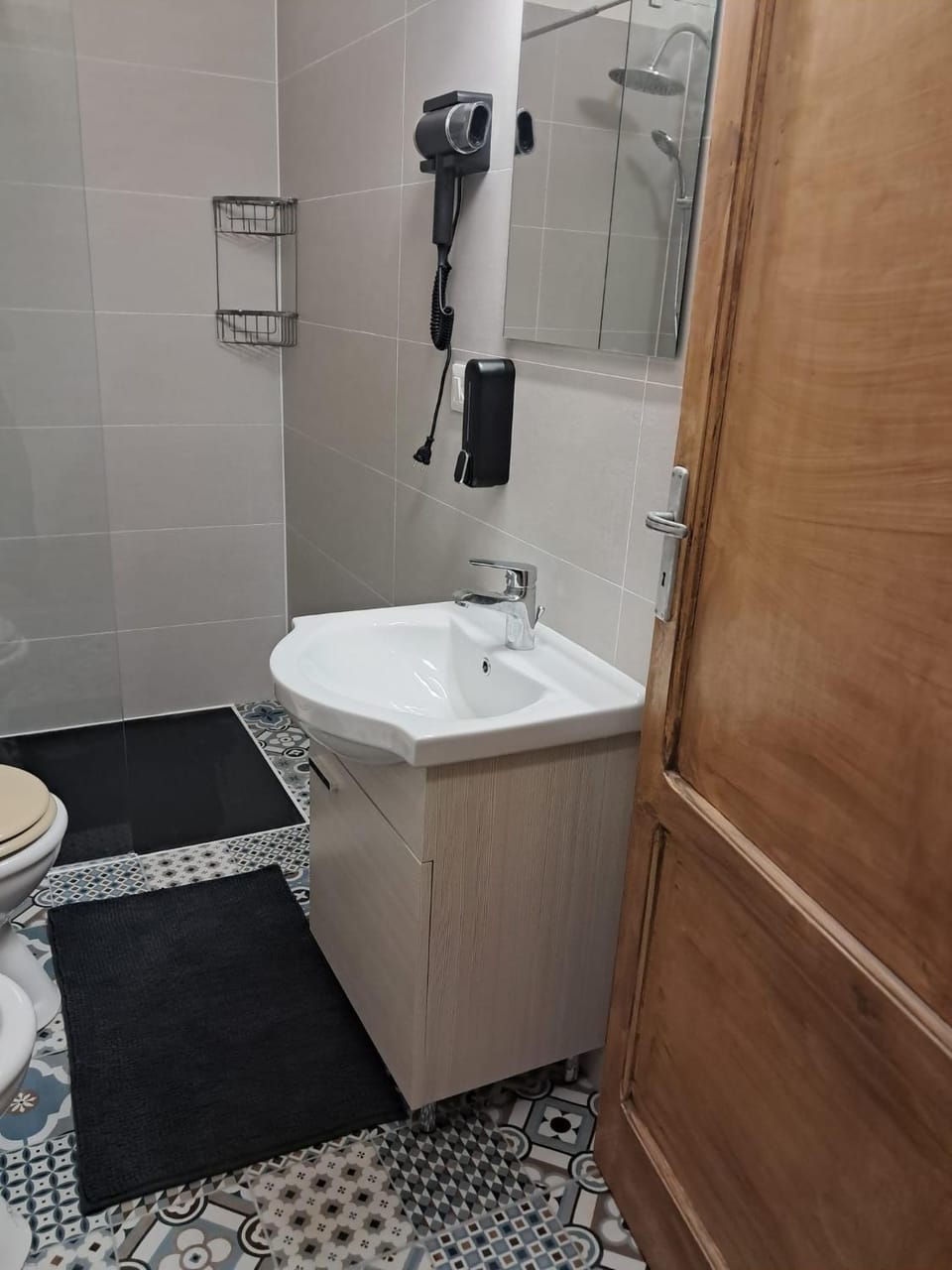 Studio Bianco 1 Apartment in Bari