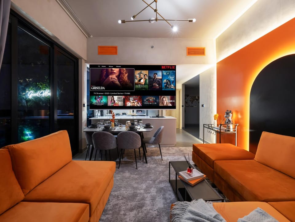 TV and multimedia, Living room, Seating area