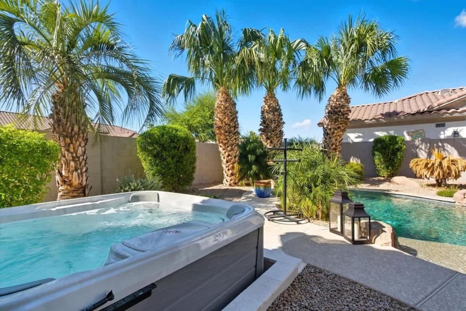 Sol - Pool & Hot Tub - Mins to TPC Scottsdale House in Scottsdale