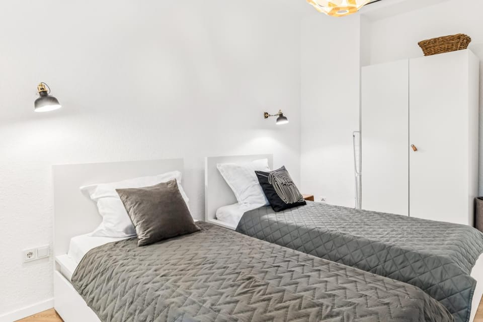 Stylischer 3 Zimmer Altbau nahe Ddorf & Köln Apartment in Wuppertal