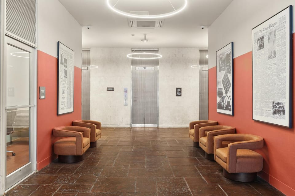 Seating area