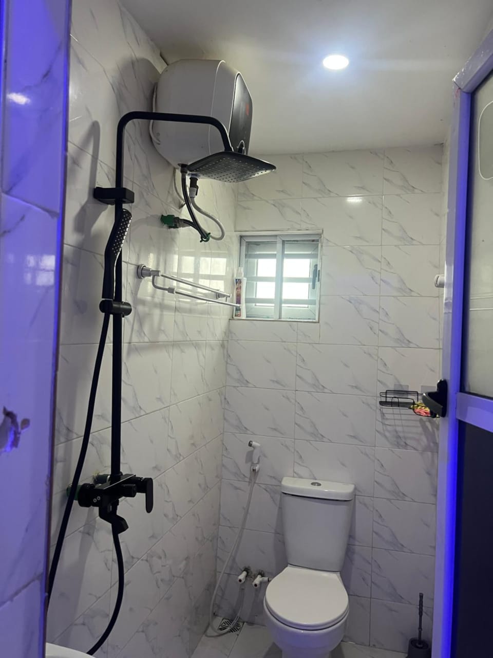 FURNISHED STUDIO APARTMENt IN A MINI ESTATE Apartment in Lagos