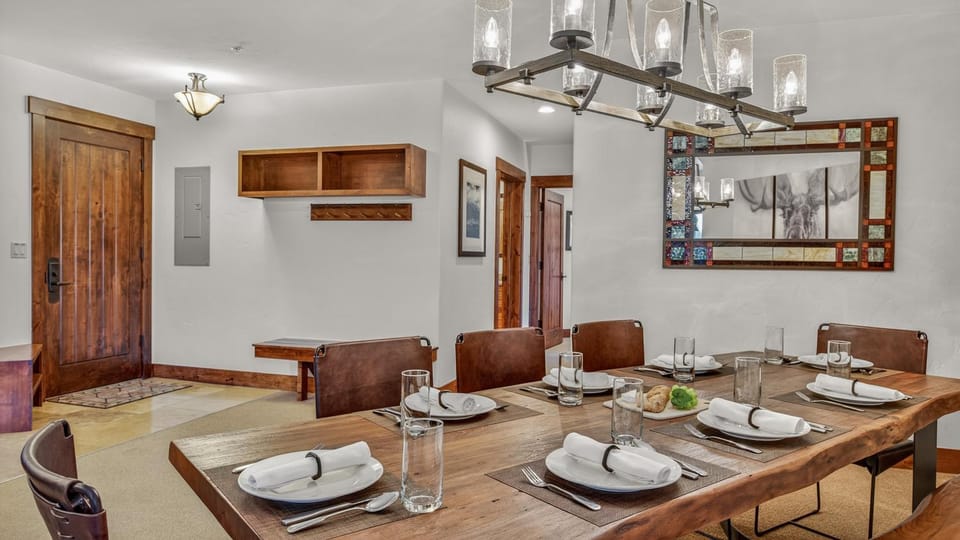 Seating area, Dining area, furniture, storage