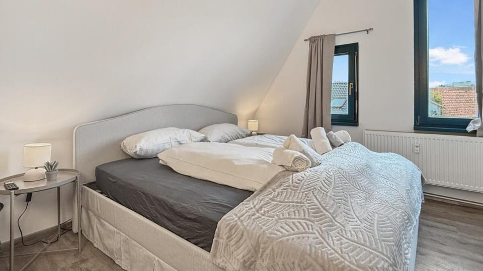Heaven Suite with 4 Bedrooms a furnished Kitchen and Balcony Apartment in Baden-Württemberg