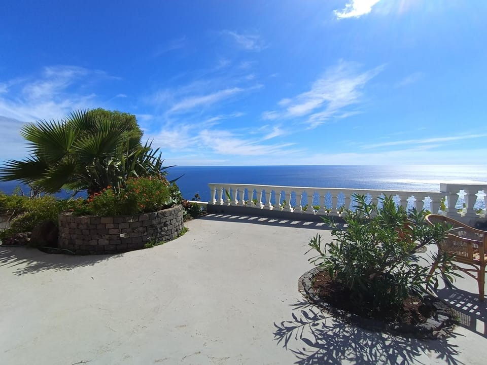 Garden, Balcony/Terrace