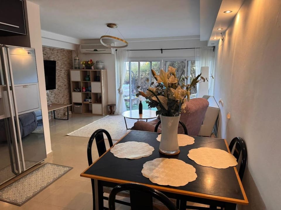 The green escape Apartment in Tel Aviv-Yafo