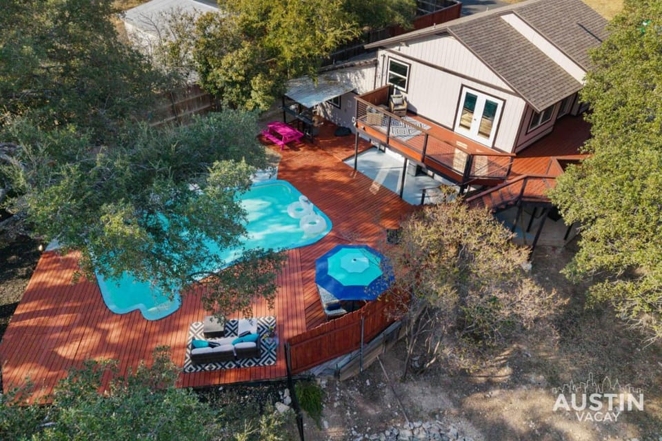 Pool view, Swimming pool