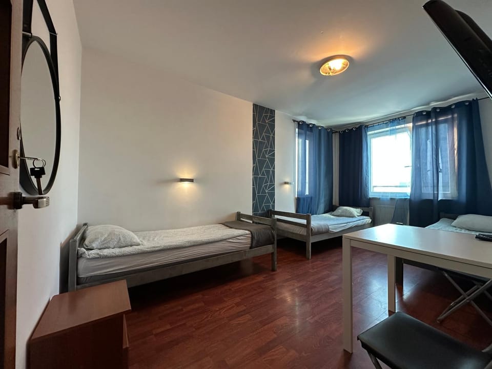 City View - high floor rooms Hostel in Warsaw