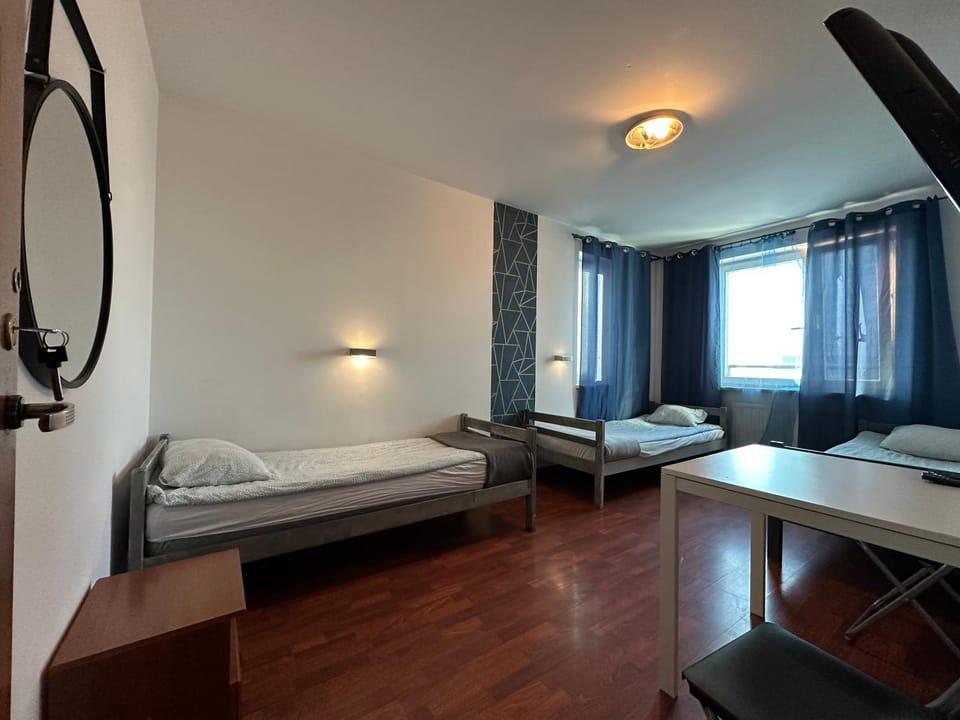 City View - high floor rooms Hostel in Warsaw