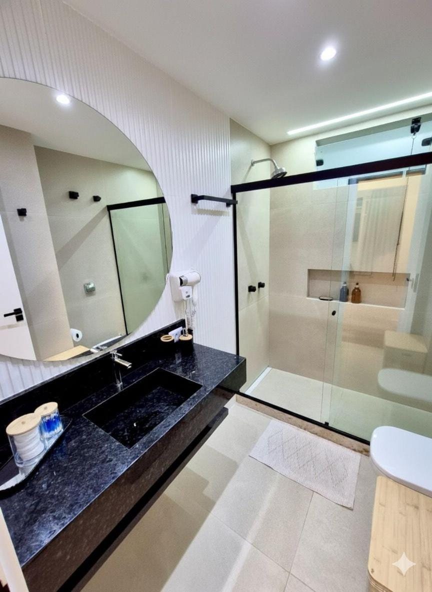 Shower, Bathroom, towels