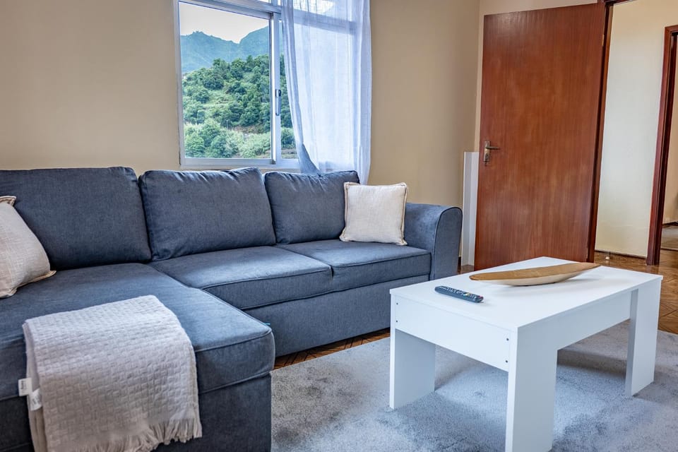 Til s Place Apartment in Madeira District