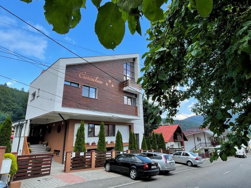 Property building, Day, Parking