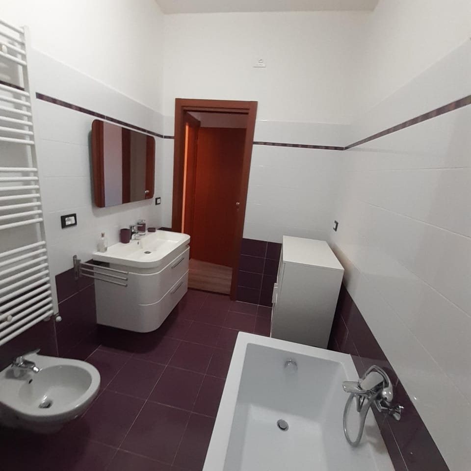 Toilet, Bathroom, Bath