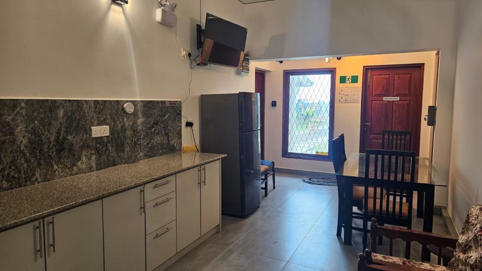 Restaurant/places to eat, Communal lounge/ TV room, TV and multimedia, Kitchen or kitchenette